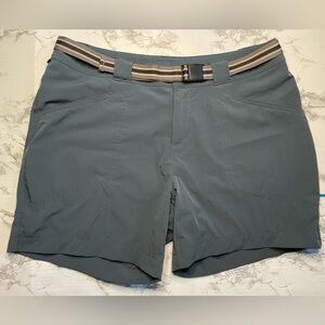 EMS Woman’s Blue Tan Eastern Mountain Sports Size 10